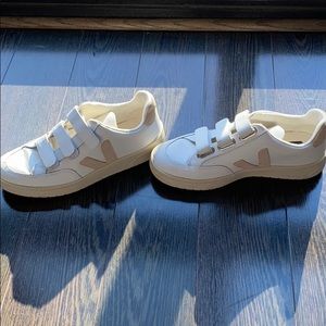 Veja Sneakers